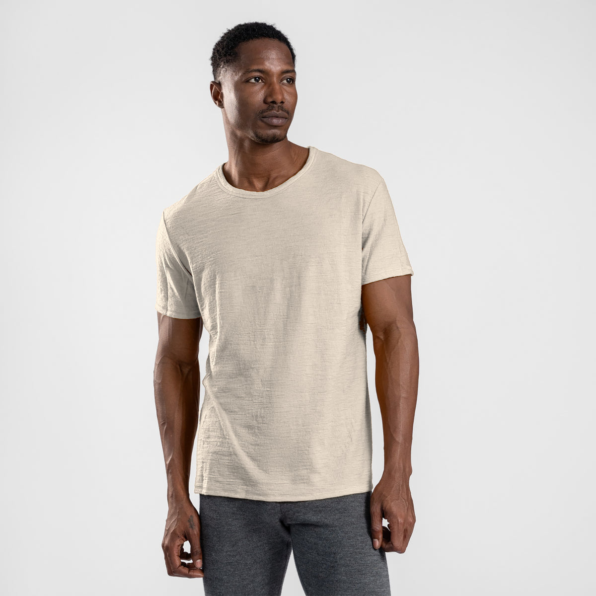 Men's Alpaca Wool Pocket T-Shirt: 160 Ultralight Crew Neck