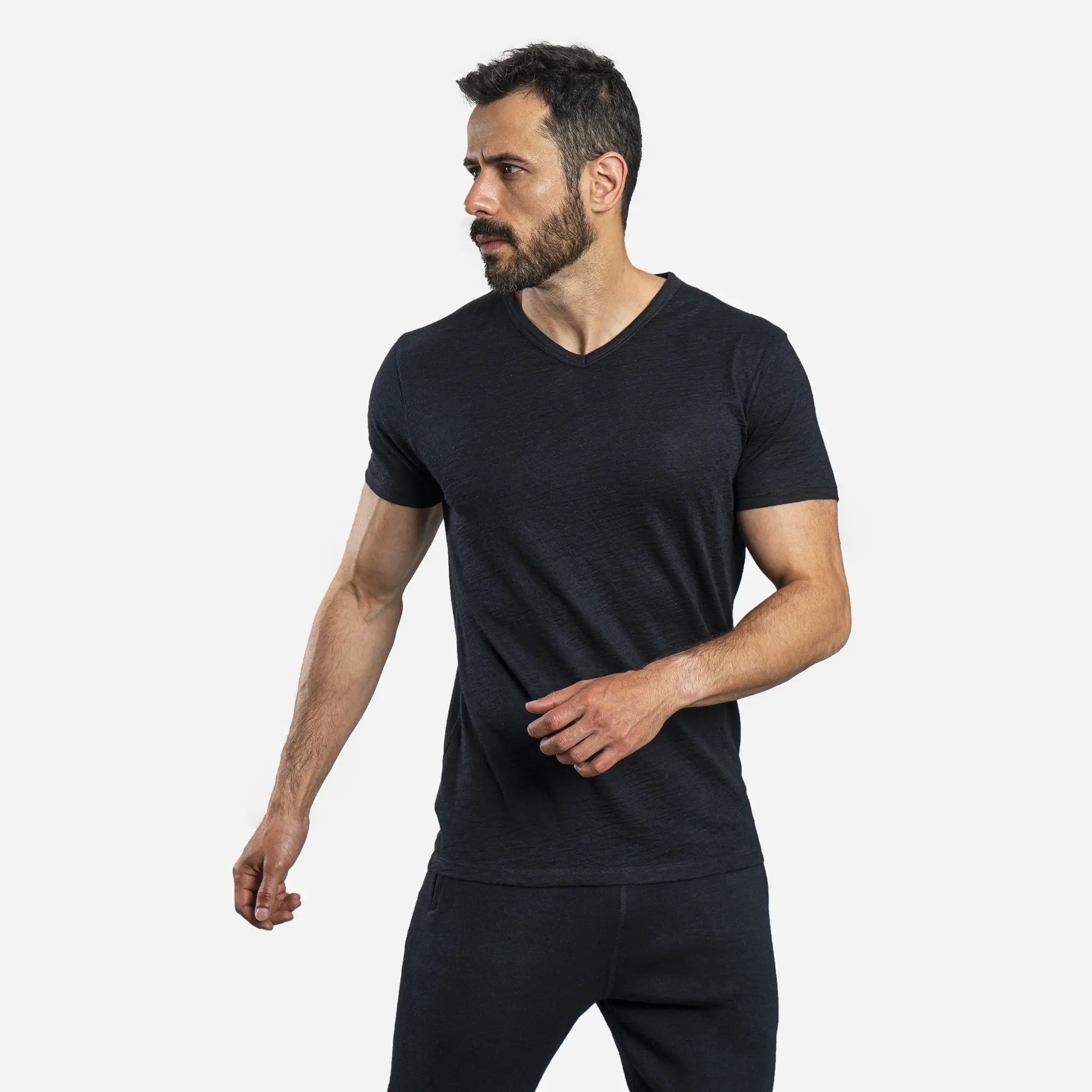 mens relaxed vneck tshirt color black