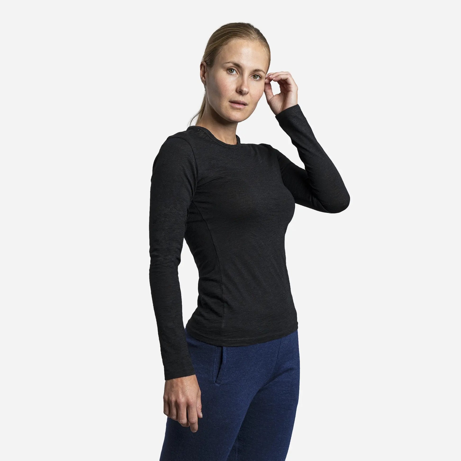 Women's Alpaca Wool Long Sleeve Shirt: 160 Ultralight color black