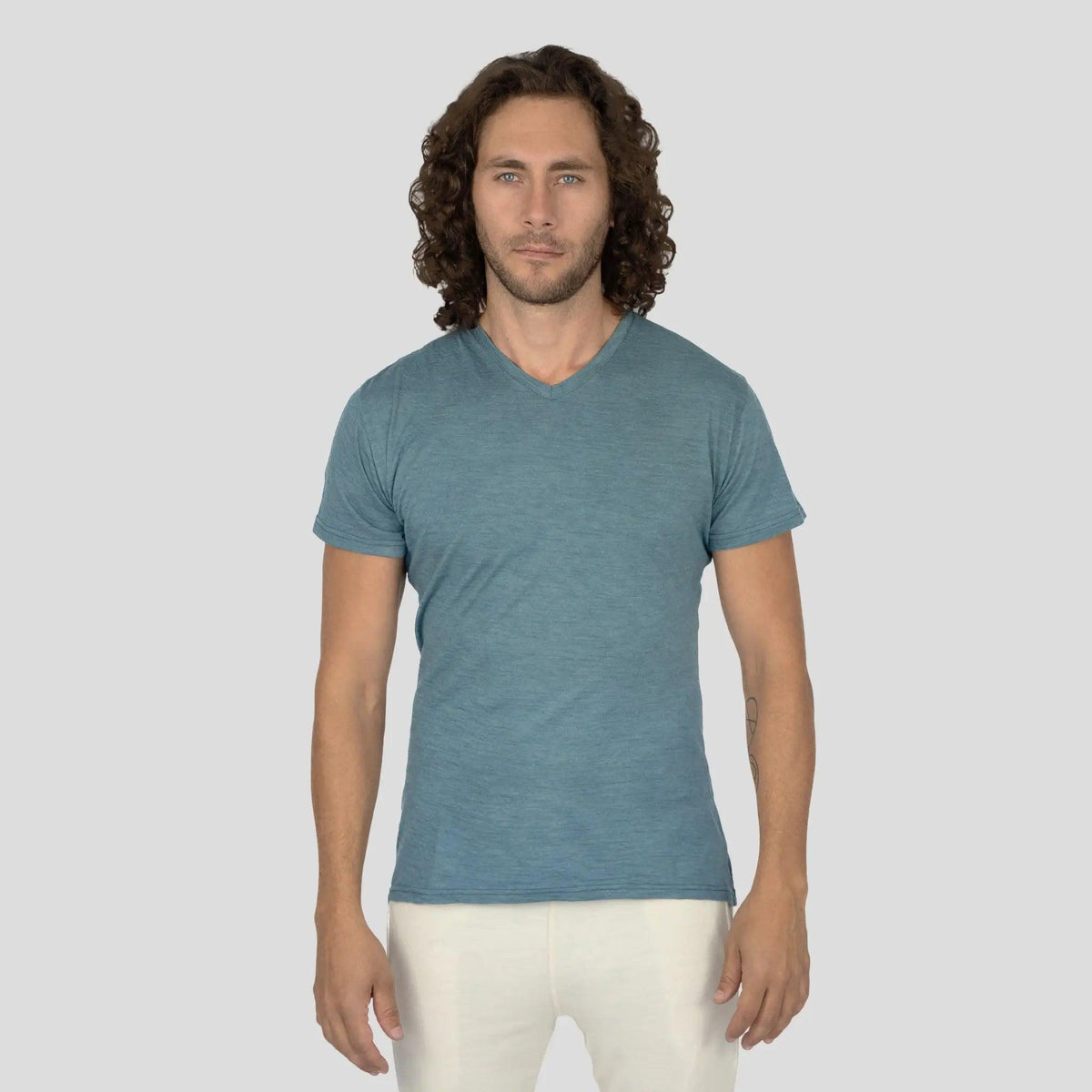 Men's Alpaca Wool T-Shirt: 160 Ultralight V-Neck color natural turquoise