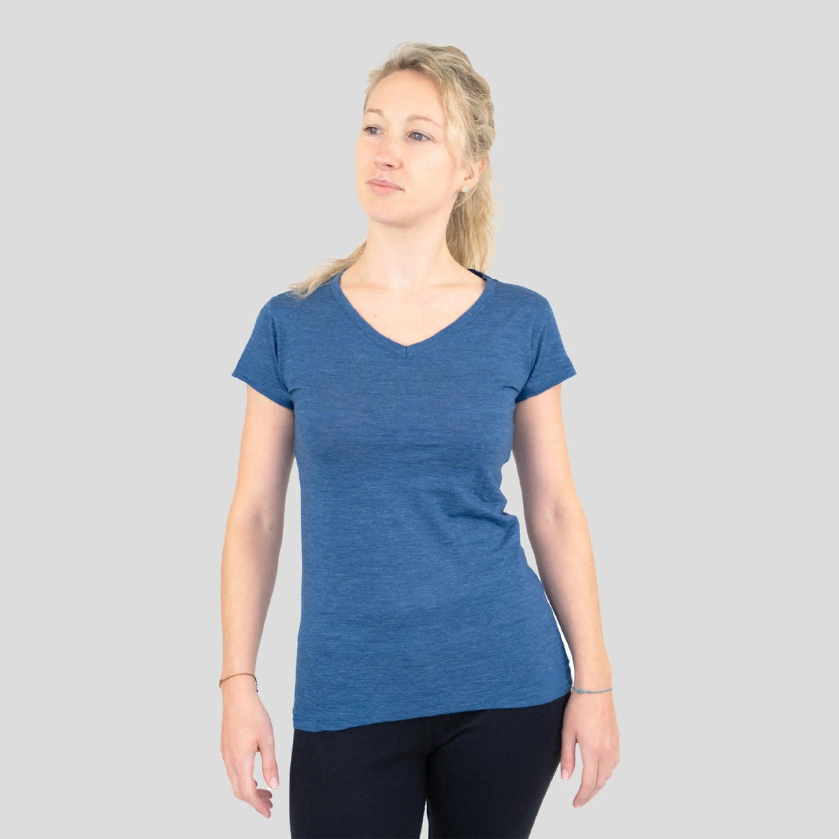 Women's Alpaca Wool T-Shirt: 160 Ultralight V-Neck color natural blue