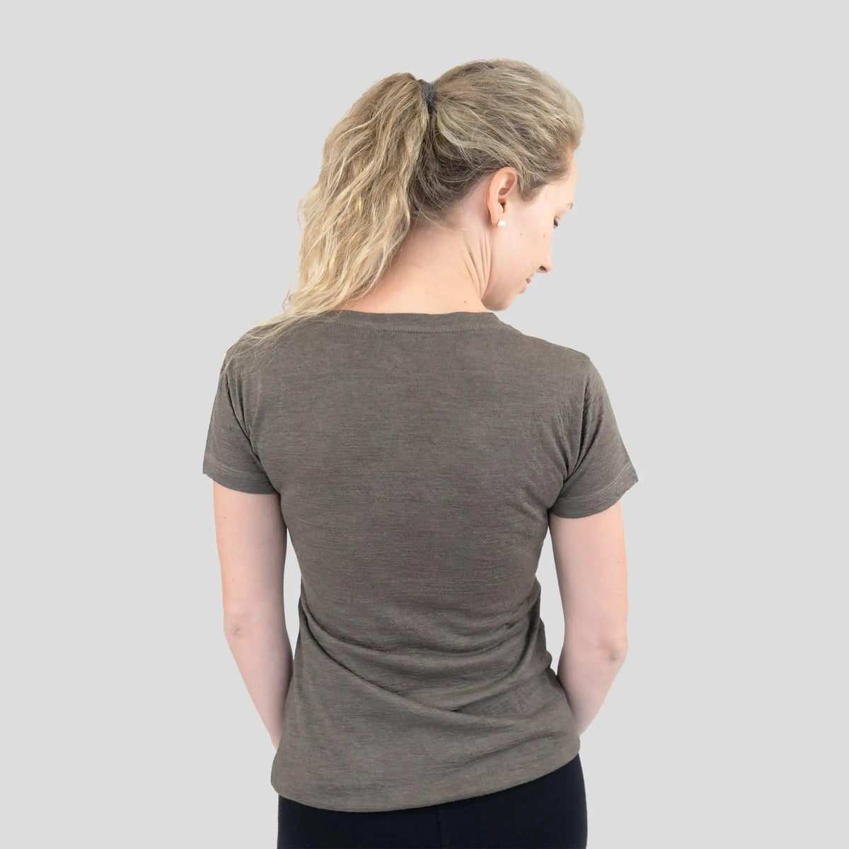 Women's Alpaca Wool T-Shirt: 160 Ultralight V-Neck color natural charcoal
