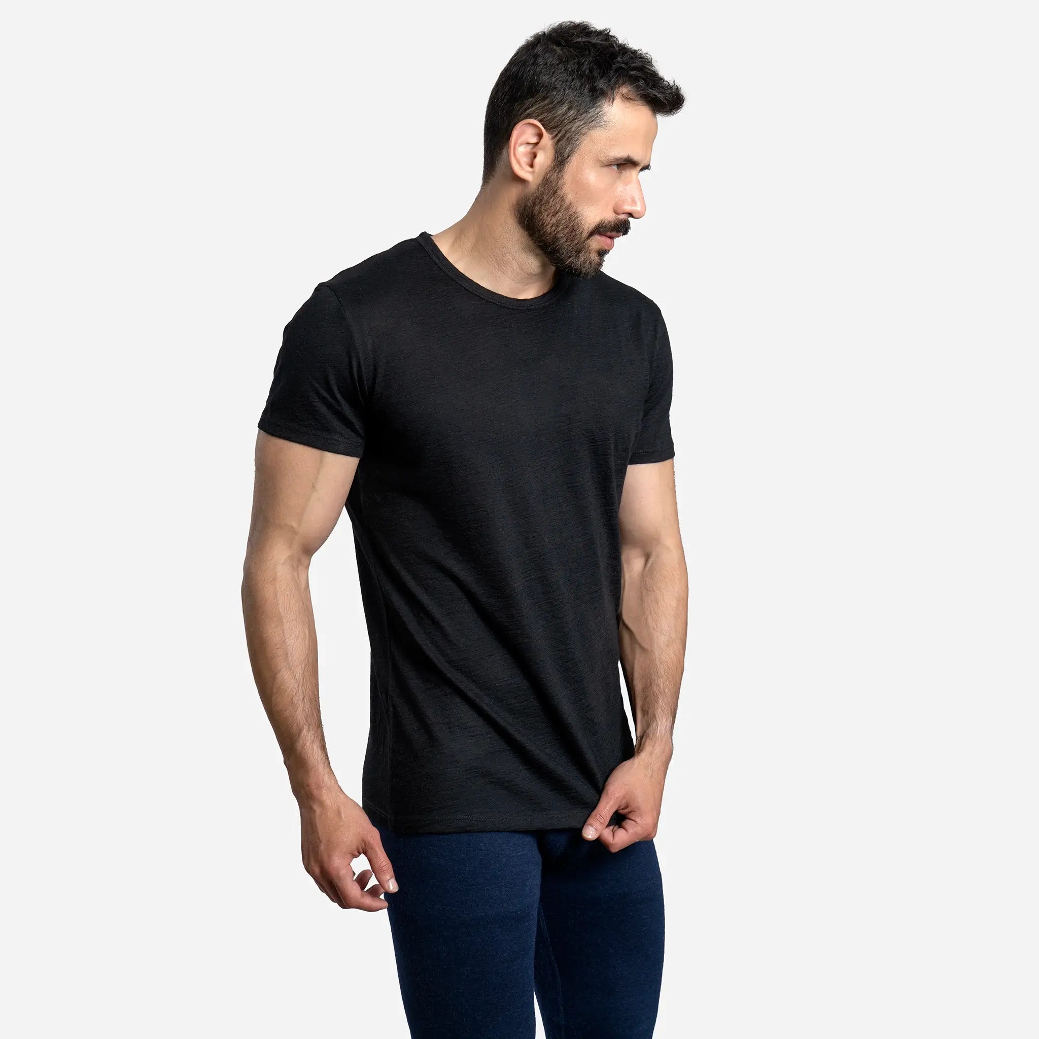 mens breathable crew neck tshirt color black