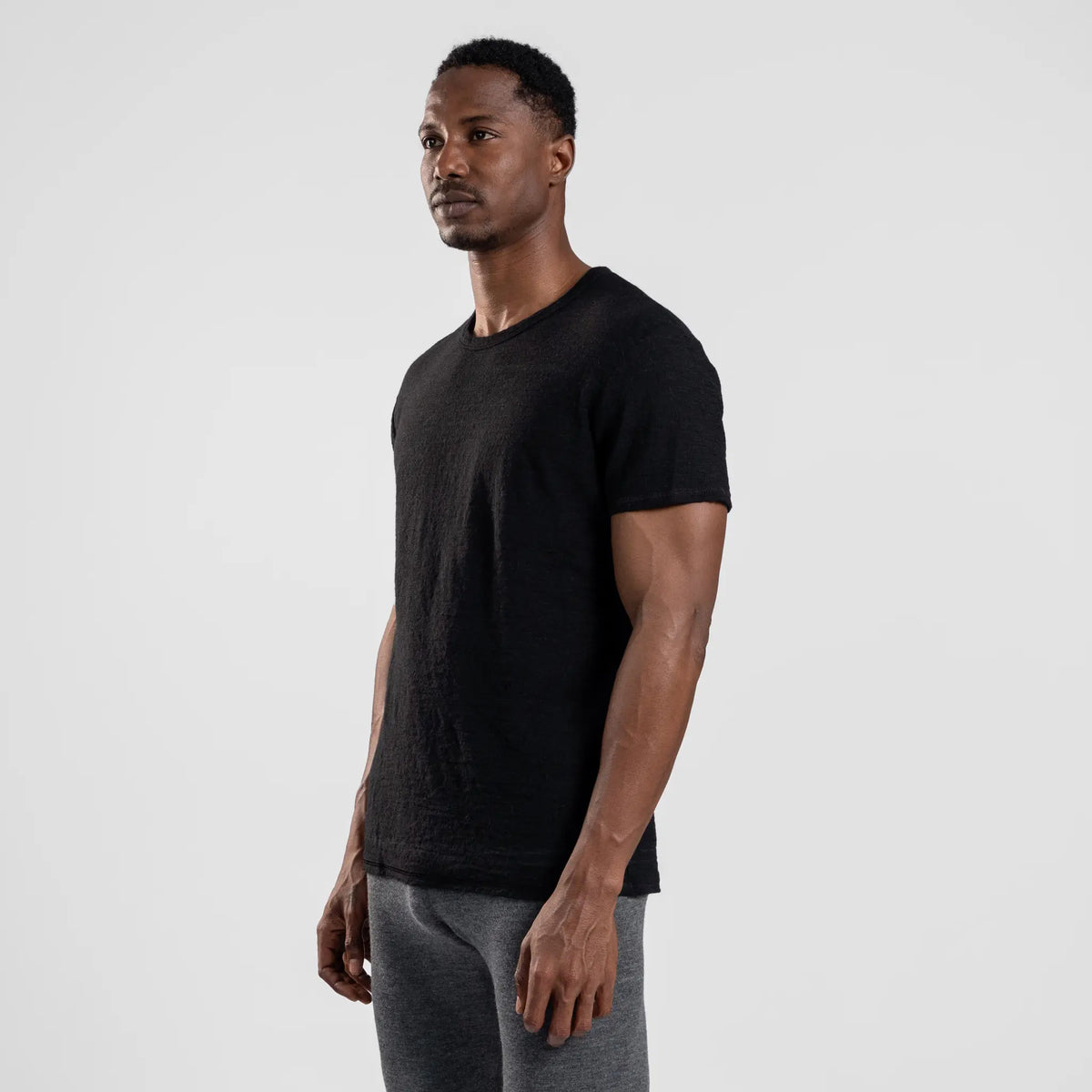 Men's Alpaca Wool T-Shirt: 160 Ultralight Crew Neck color black