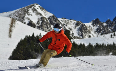 ski-trip-banner-ski-gear-clothing-essentials.webp__PID:34ccbb8f-11ac-4999-afab-8fa92017561c