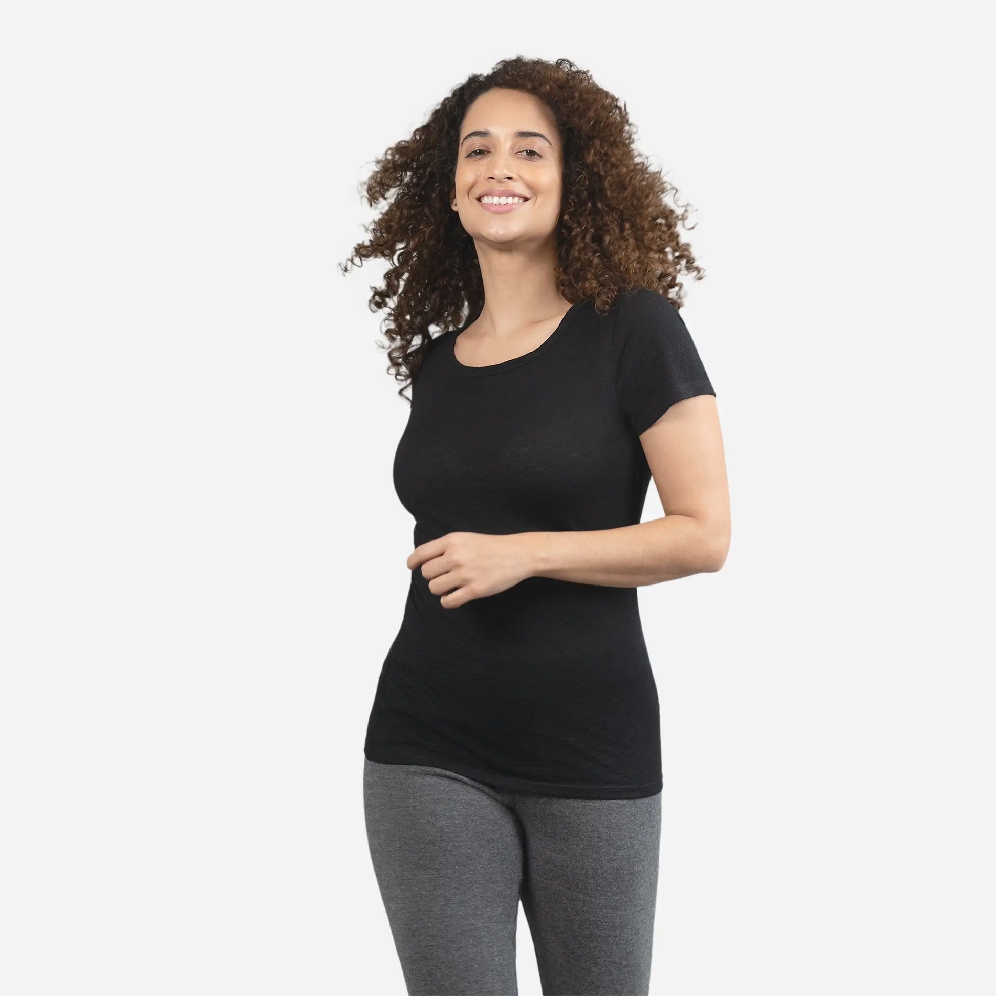 Women's Alpaca Wool T-Shirt: 160 Ultralight Crew Neck color black