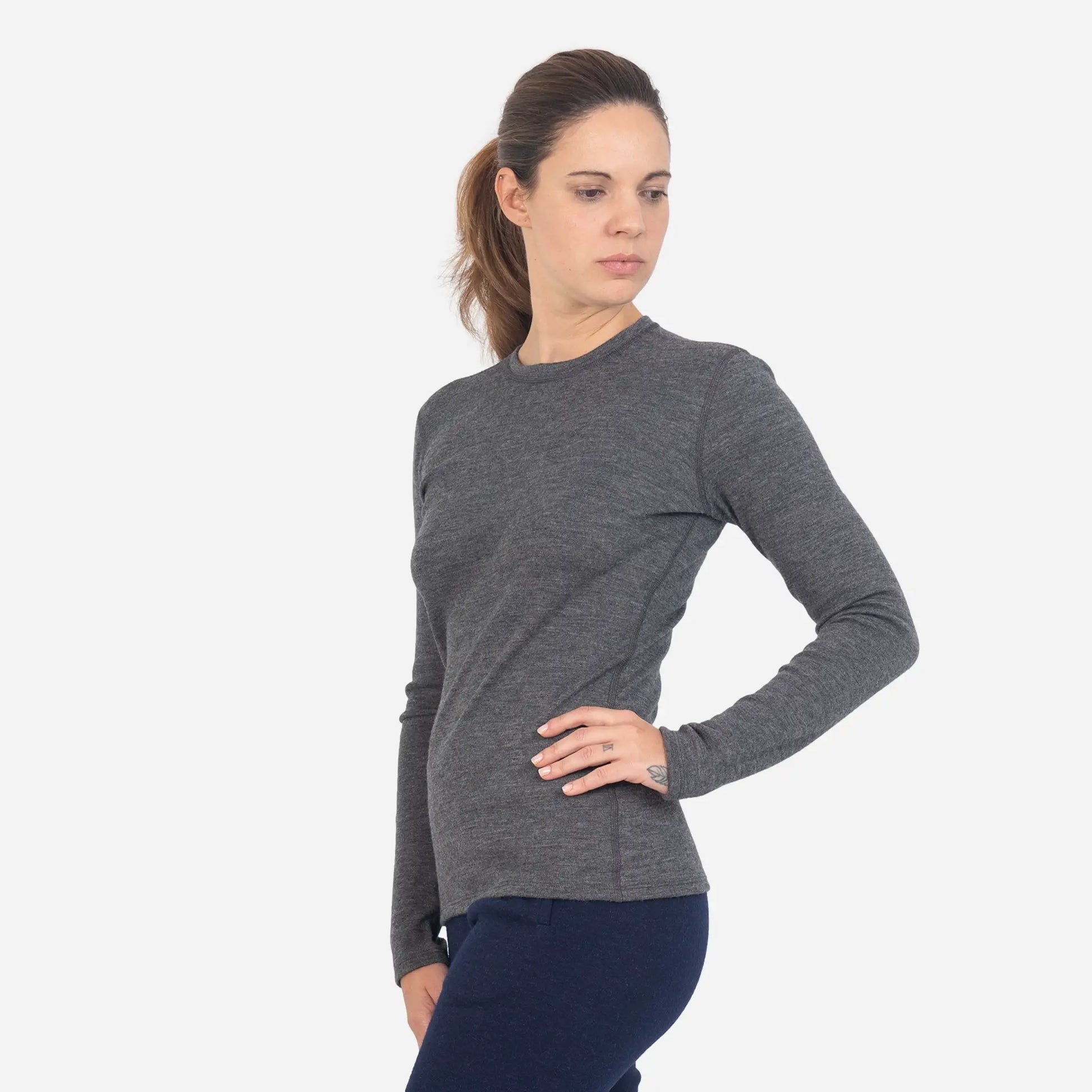 Fast Drying Womens Alpaca Wool Sweater 300 Lightweight color gray