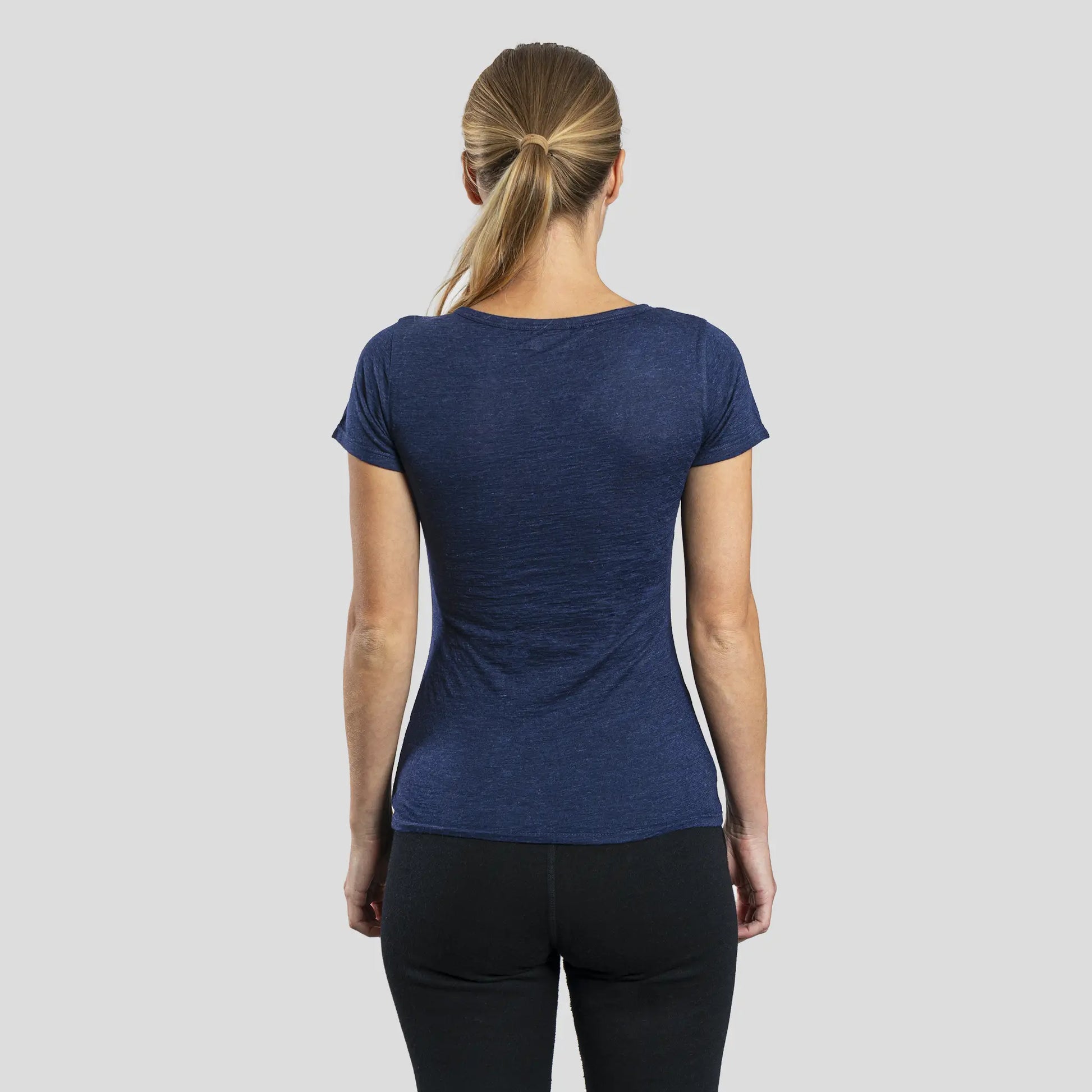 Women's Alpaca Wool Shirt: 160 Ultralight V-Neck color Navy Blue