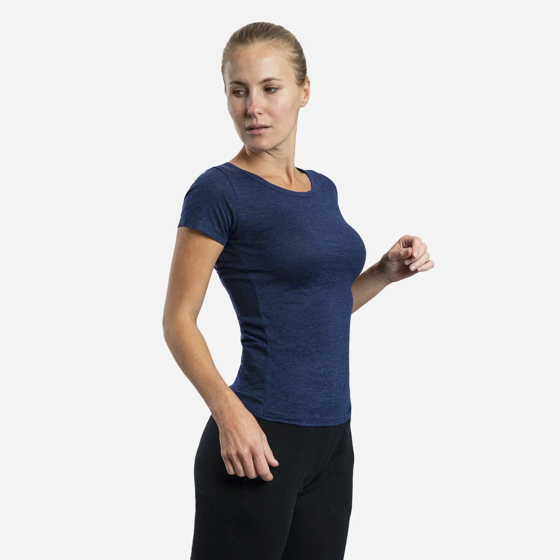 Women's Alpaca Wool T-Shirt: 160 Ultralight Crew Neck color navy blue