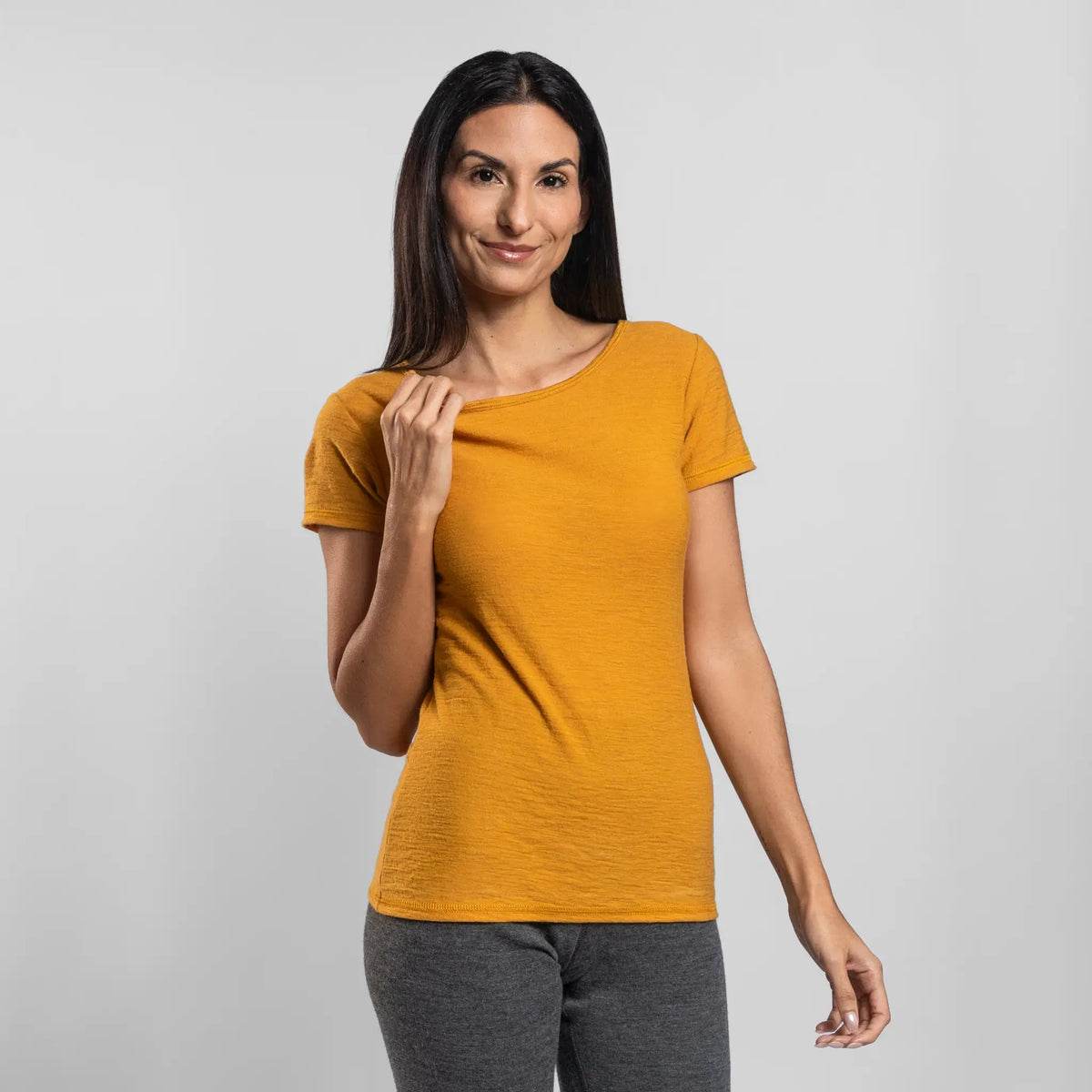 Women's Alpaca Wool T-Shirt: 160 Ultralight Crew Neck color Gold