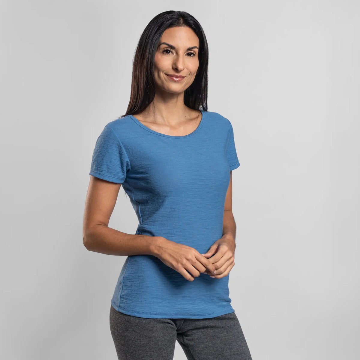 Women's Alpaca Wool T-Shirt: 160 Ultralight Crew Neck color Baby Blue