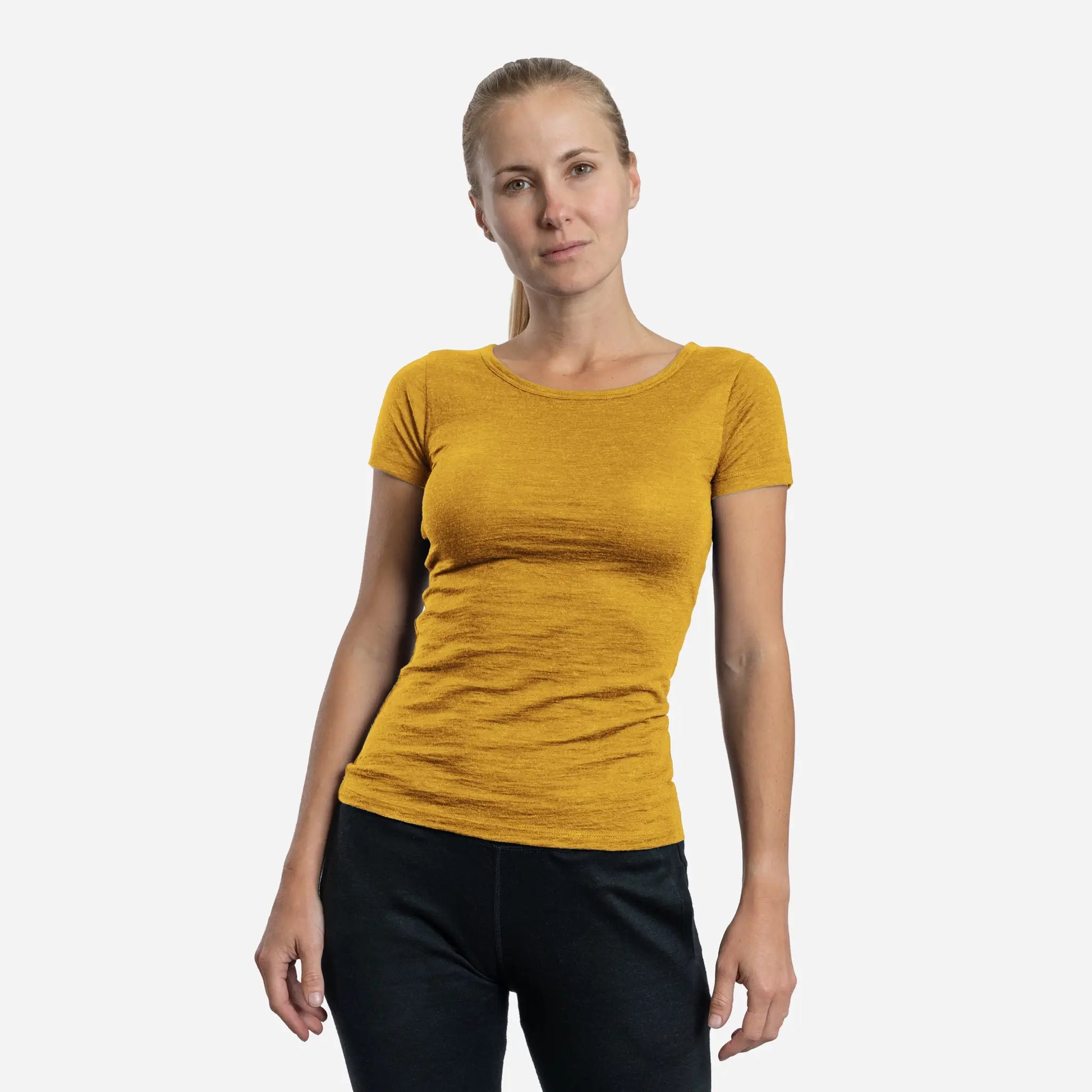 womens high performance tshirt crew neck color gold