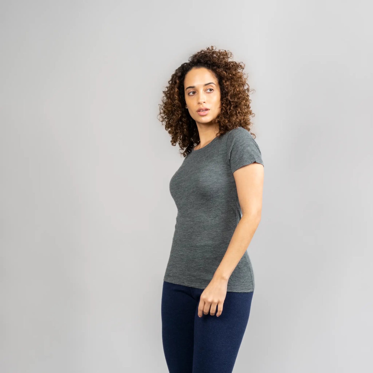 womens most sustainable tshirt crew neck color gray