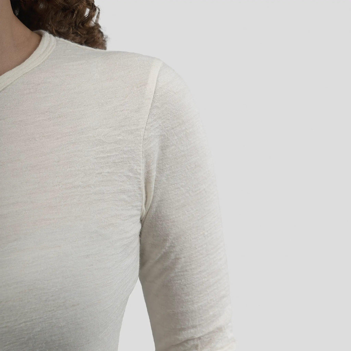 Women's Alpaca Wool Long Sleeve T-Shirt: 160 Ultralight color undyed