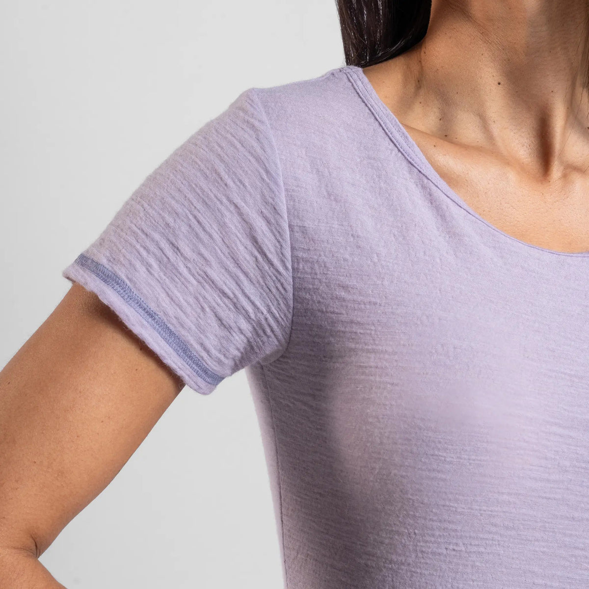 Women's Alpaca Wool T-Shirt: 160 Ultralight Crew Neck color Lilac