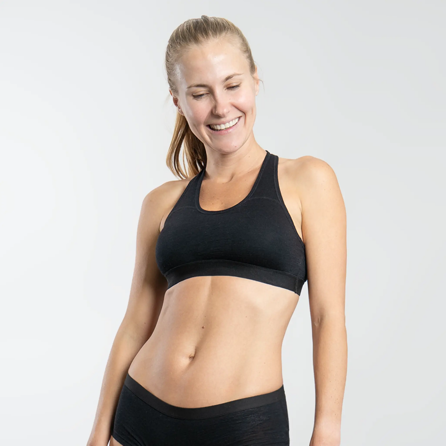 Women's Alpaca Wool Sports Bra: 160 Ultralight color Black