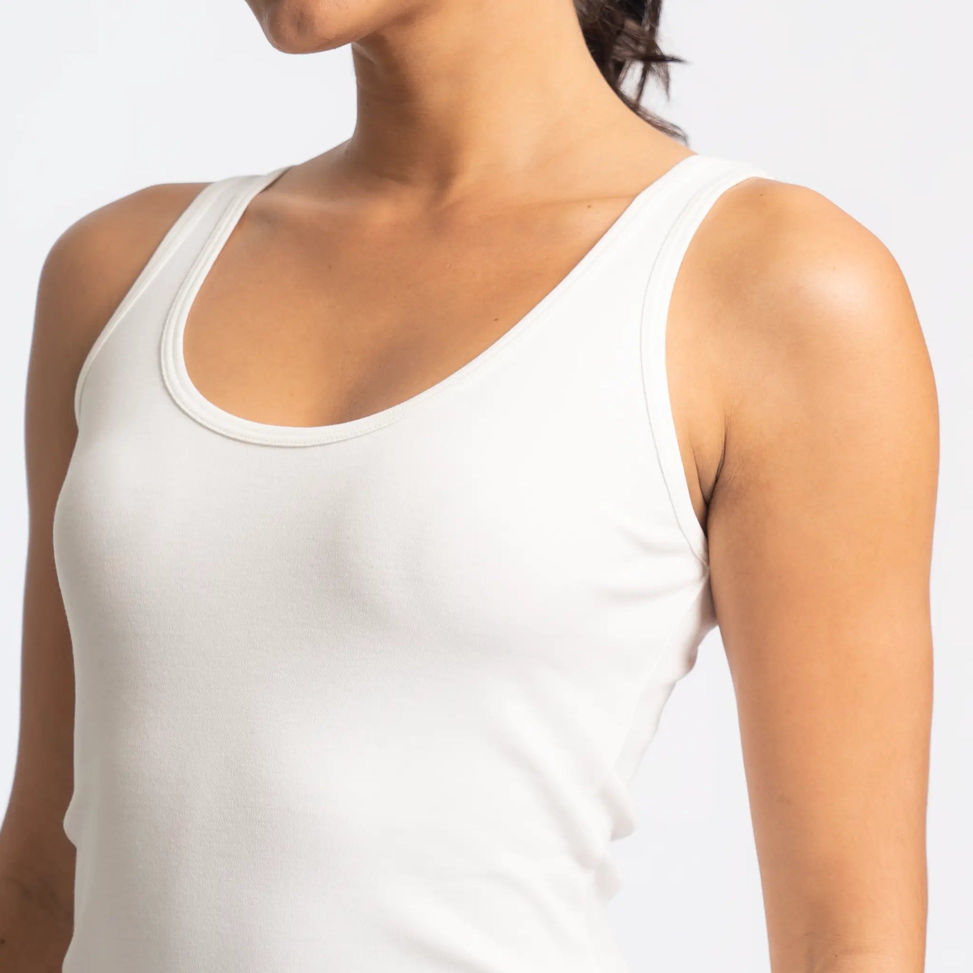 womens versatile design tank top color white