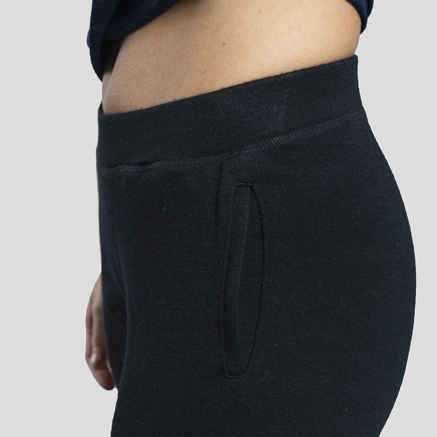 Women's Alpaca Wool Sweatpants: 420 Midweight color Black