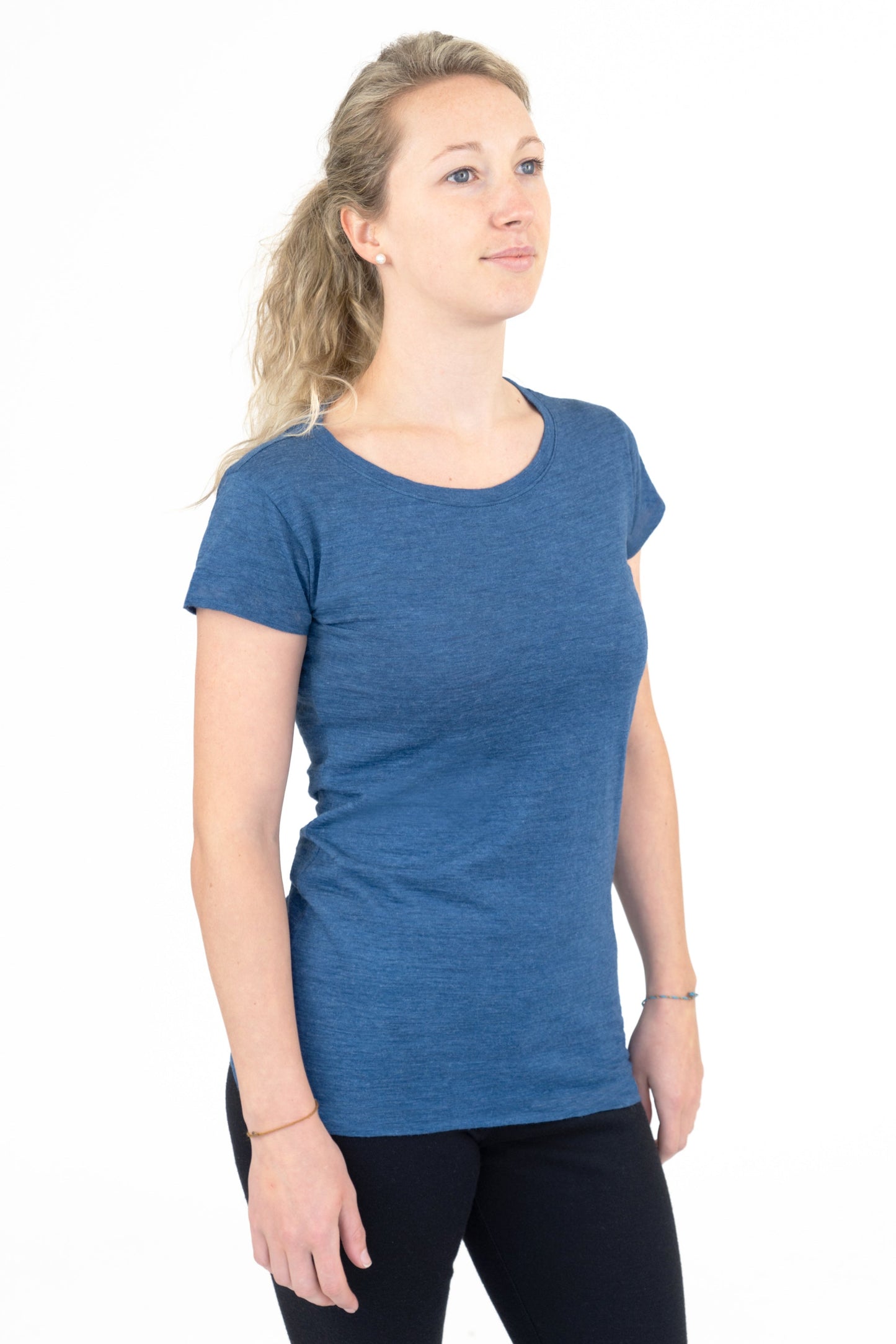 Women's Alpaca Wool T-Shirt: 160 Ultralight Crew Neck color Natural Blue