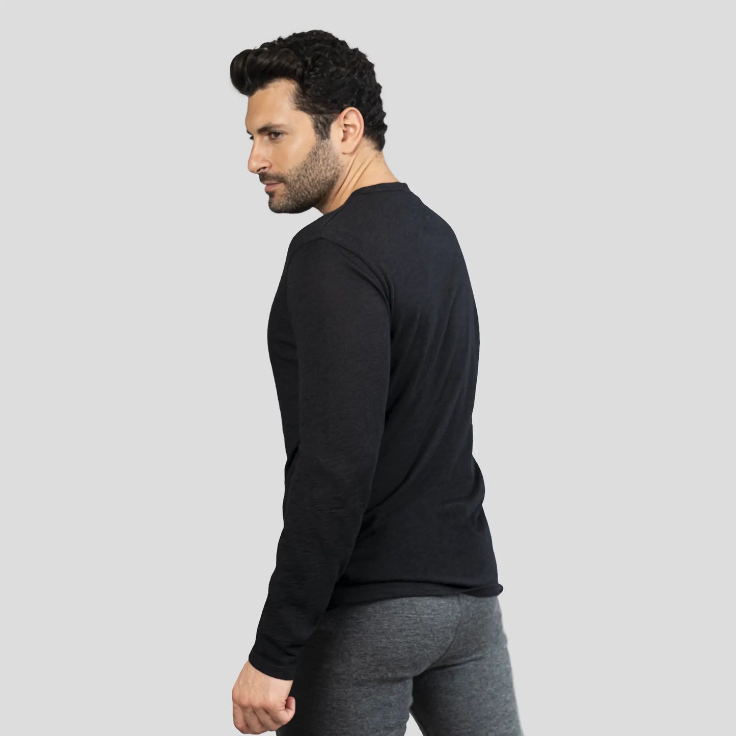 mens high performance long sleeve tshirt color black
