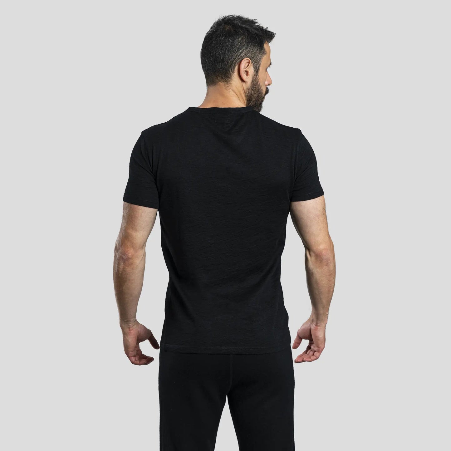 Men's Alpaca Wool Shirt: 160 Ultralight V-Neck color Black
