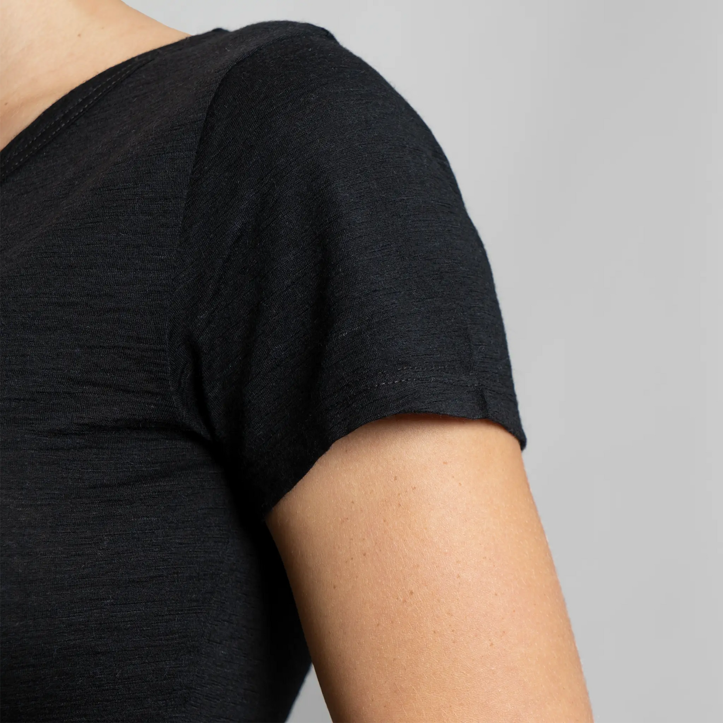 womens antibacterial vneck tshirt color black