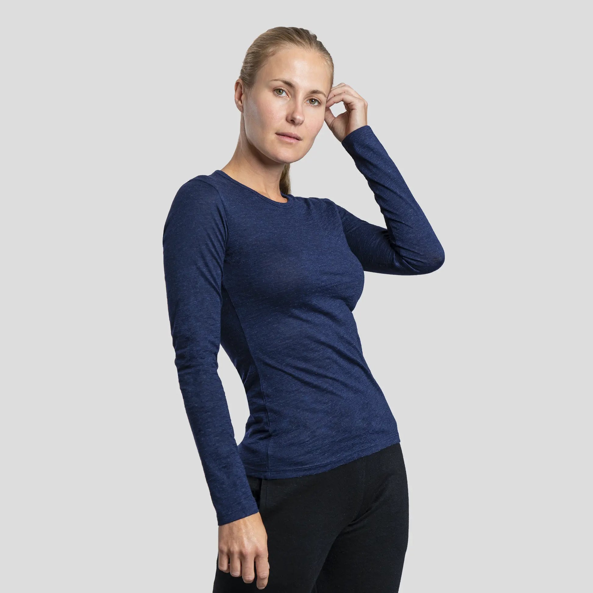 Women's Alpaca Wool Long Sleeve Shirt: 160 Ultralight color Navy Blue